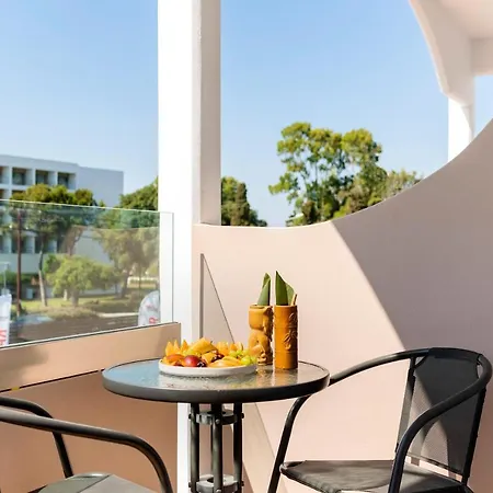 Megusta 3* Theológos