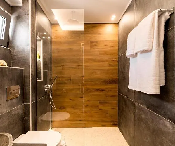 Megusta Nocleg ze śniadaniem 3*